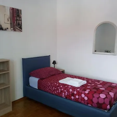 Taramelli - Garage Per Bici O 2 Moto ترينتو